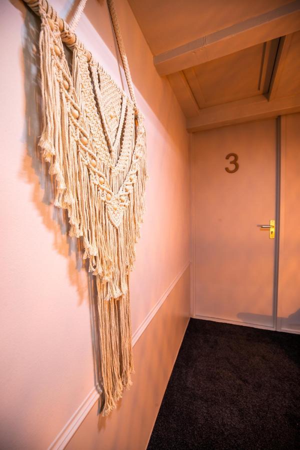 Bambu Sleep Boutique Hotell Haarlem Exteriör bild